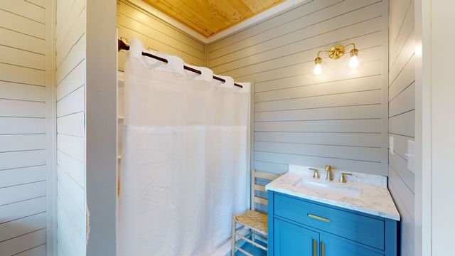 230 McDeal Rd, Fayetteville, TN 37334