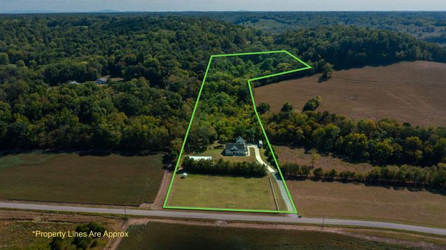 230 McDeal Rd, Fayetteville, TN 37334