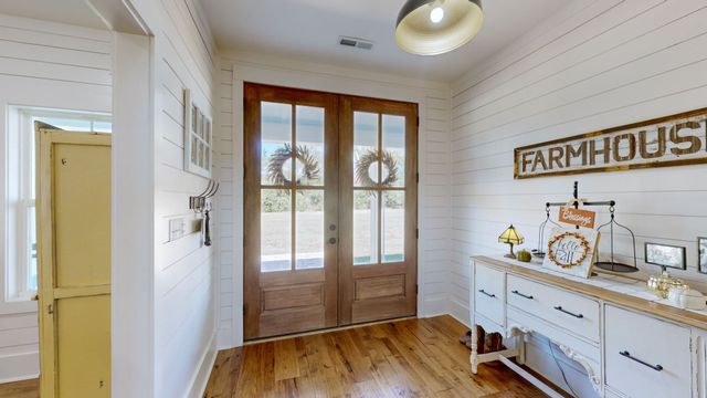 230 McDeal Rd, Fayetteville, TN 37334