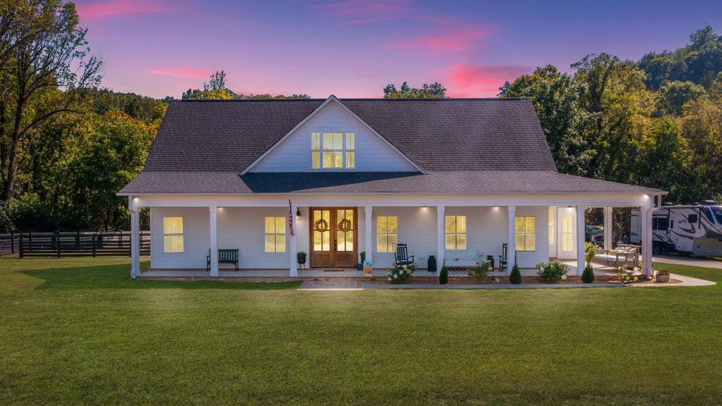 230 McDeal Rd, Fayetteville, TN 37334