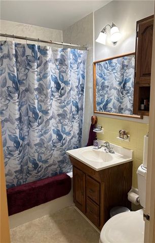 1404 NE 67th Terrace, Gladstone, MO 64118