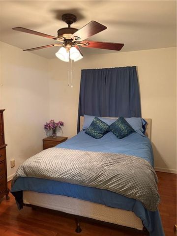 1404 NE 67th Terrace, Gladstone, MO 64118