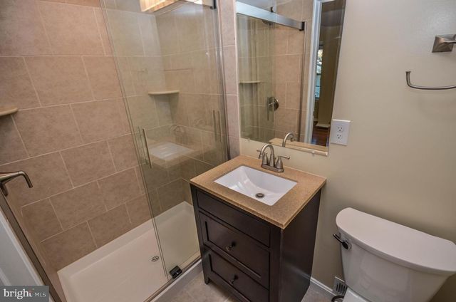 8711 RAVENGLASS WAY, Montgomery Village, MD 20886