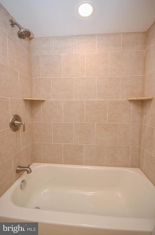 8711 RAVENGLASS WAY, Montgomery Village, MD 20886