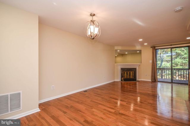 8711 RAVENGLASS WAY, Montgomery Village, MD 20886