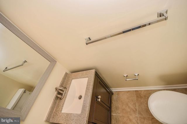 8711 RAVENGLASS WAY, Montgomery Village, MD 20886