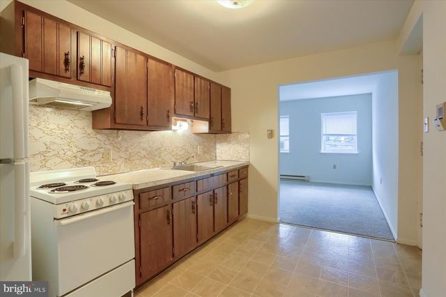 35 N 4TH ST, Newport, PA 17074