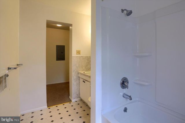 35 N 4TH ST, Newport, PA 17074