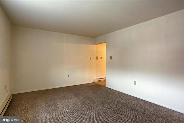 35 N 4TH ST, Newport, PA 17074