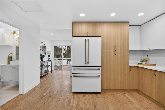 628 42nd St, Sacramento, CA 95819