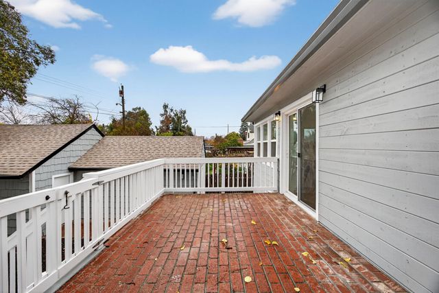 628 42nd St, Sacramento, CA 95819