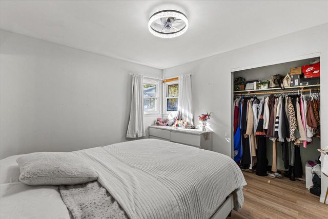 707 W Maplewood COURT, Milwaukee, WI 53221