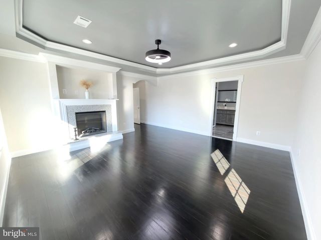 8213 HOCKING PL, Alexandria, VA 22309