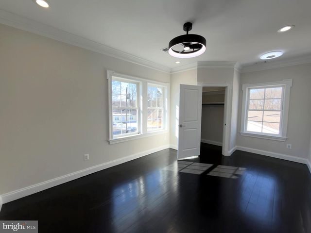 8213 HOCKING PL, Alexandria, VA 22309