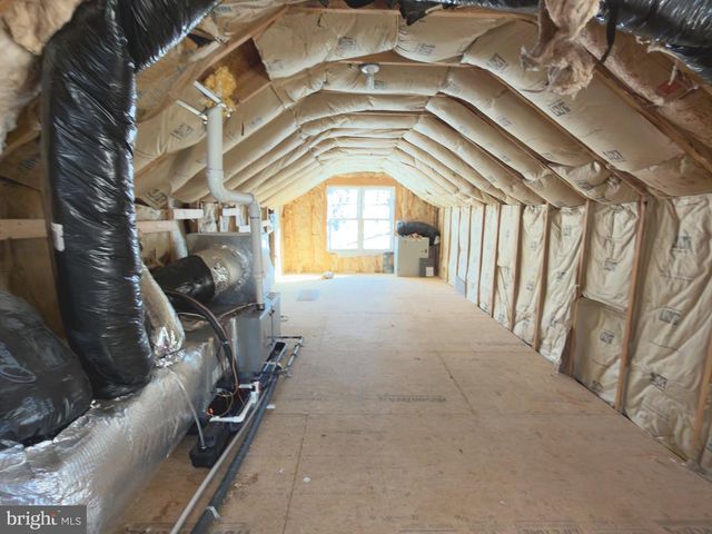 8213 HOCKING PL, Alexandria, VA 22309