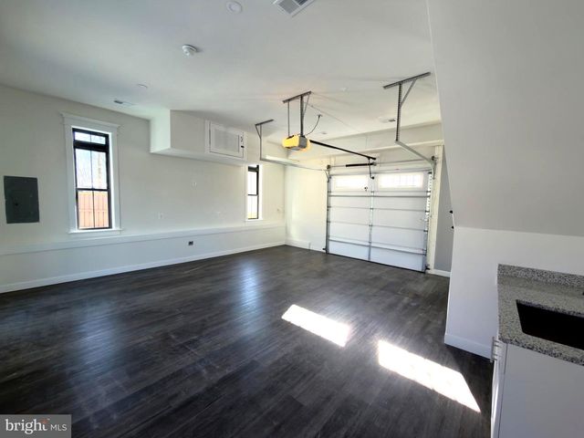 8213 HOCKING PL, Alexandria, VA 22309