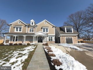 8213 HOCKING PL, Alexandria, VA 22309