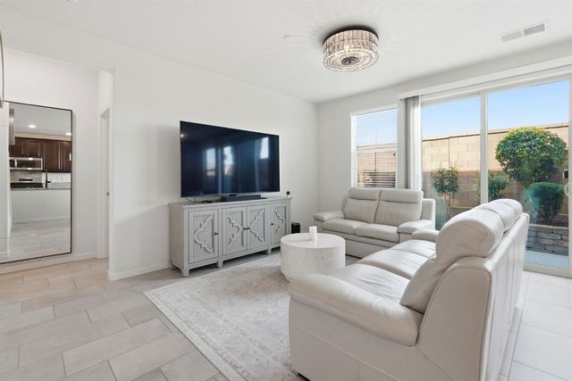 8036 Ryland Dr, El Dorado Hills, CA 95762