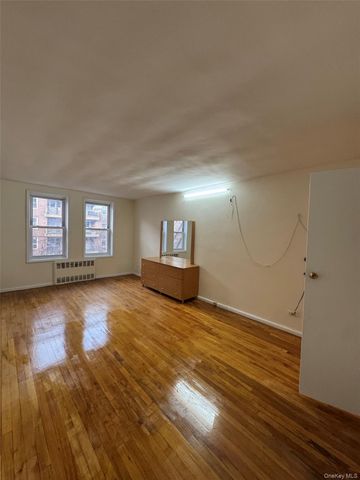 142-20 41st Avenue 4K, Flushing, NY 11355