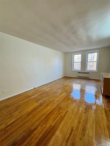 142-20 41st Avenue 4K, Flushing, NY 11355