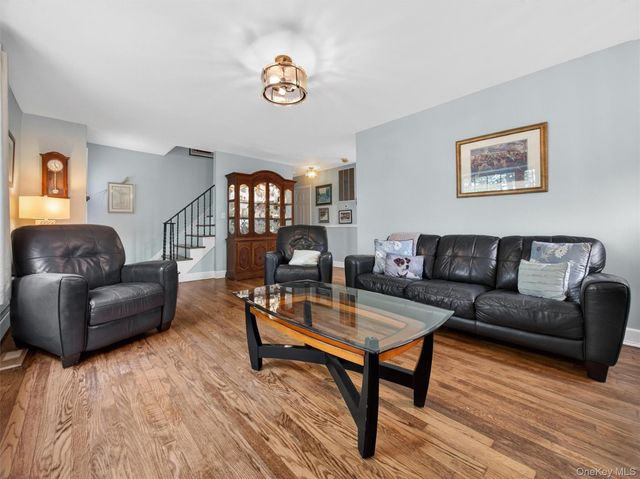 35 Fay Road, New City, NY 10956