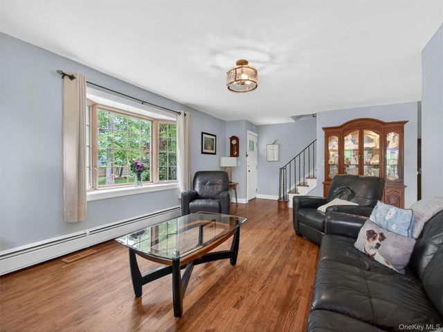 35 Fay Road, New City, NY 10956