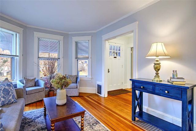 15 Firglade Avenue, Providence, RI 02906