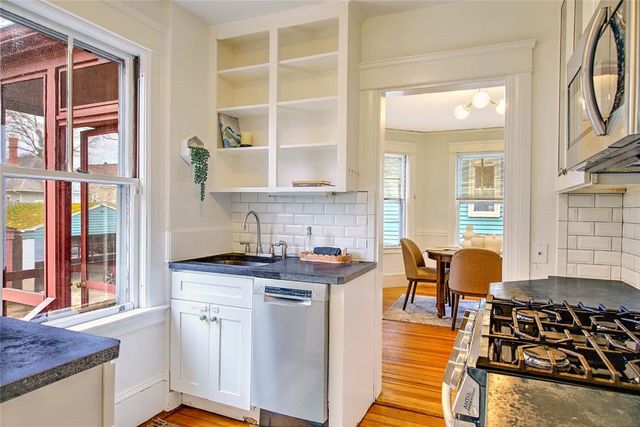 15 Firglade Avenue, Providence, RI 02906