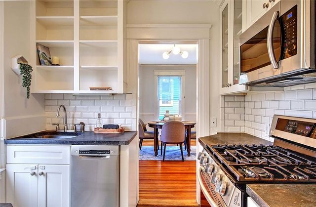 15 Firglade Avenue, Providence, RI 02906