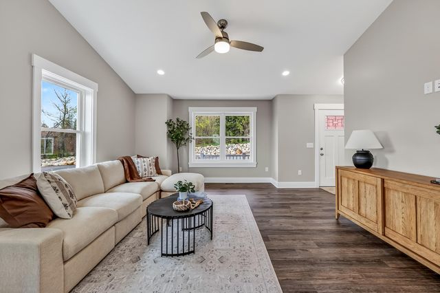 287 Aspen Hill Drive, Shelby Vlg, MI 49455