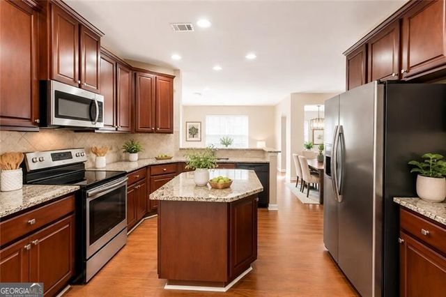 300 Hampton Place, Canton, GA 30115