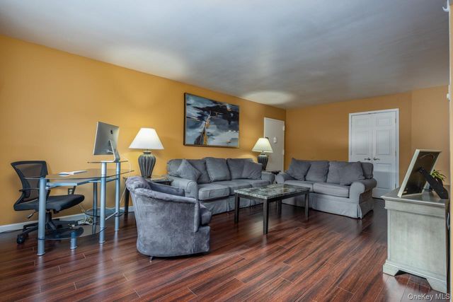 386 Richard Court, Pomona, NY 10970