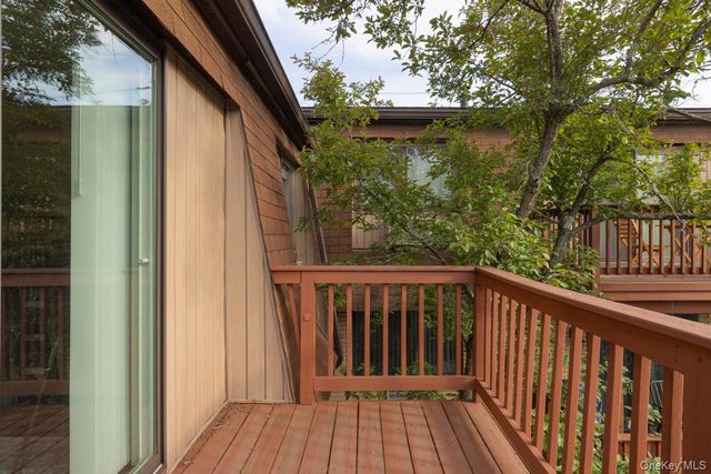 386 Richard Court, Pomona, NY 10970