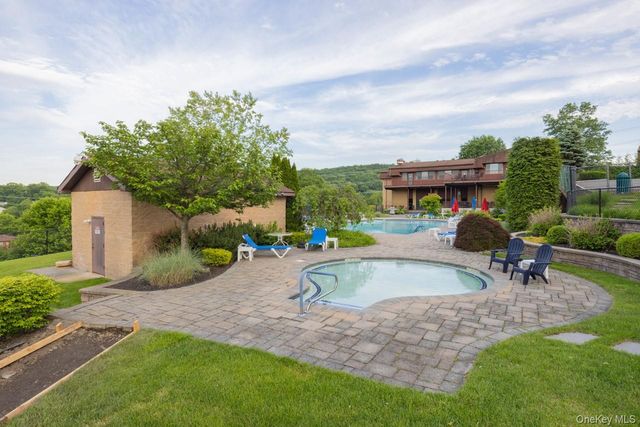 386 Richard Court, Pomona, NY 10970
