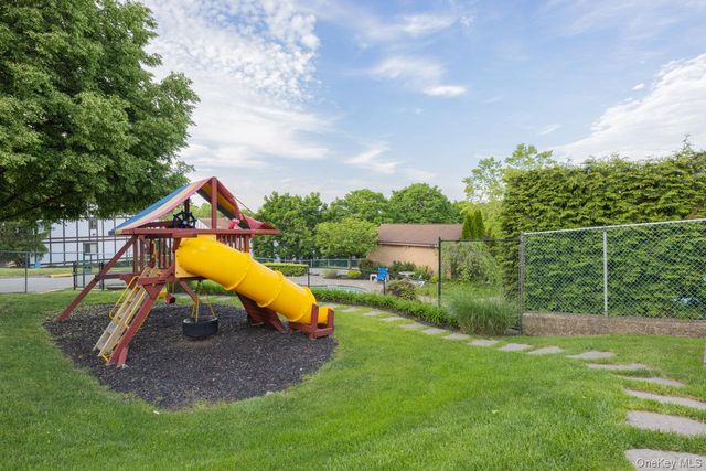 386 Richard Court, Pomona, NY 10970