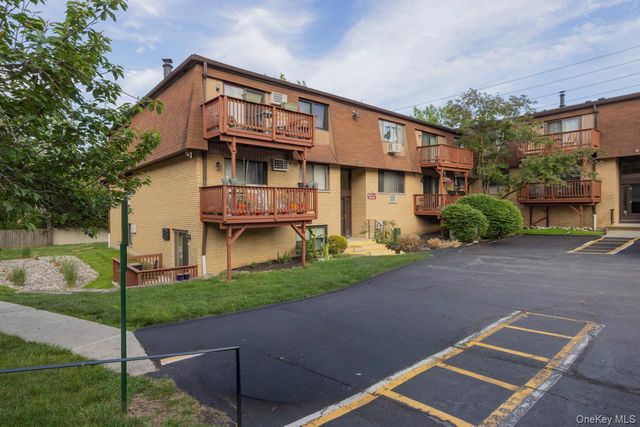 386 Richard Court, Pomona, NY 10970