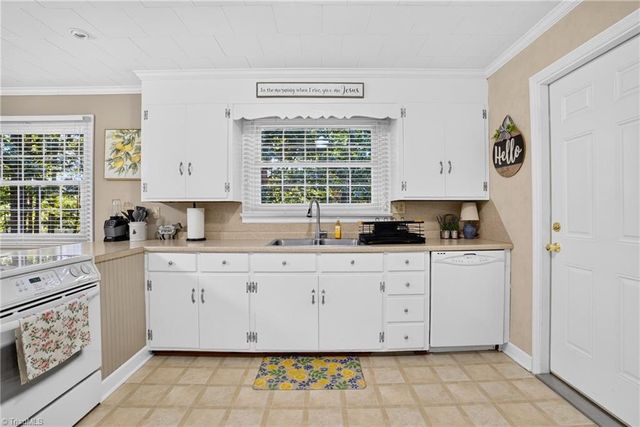 329 Lambert Drive, Asheboro, NC 27205