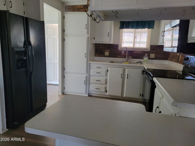 8401 N 67TH Avenue 156, Glendale, AZ 85302