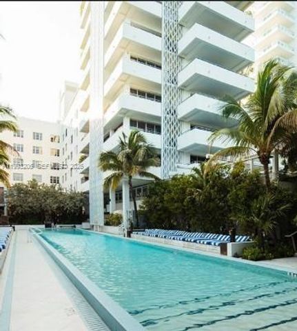 7135 Collins Ave 525, Miami Beach, FL 33141