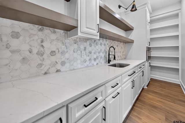 139 White-N-Gail, Bullard, TX 75757