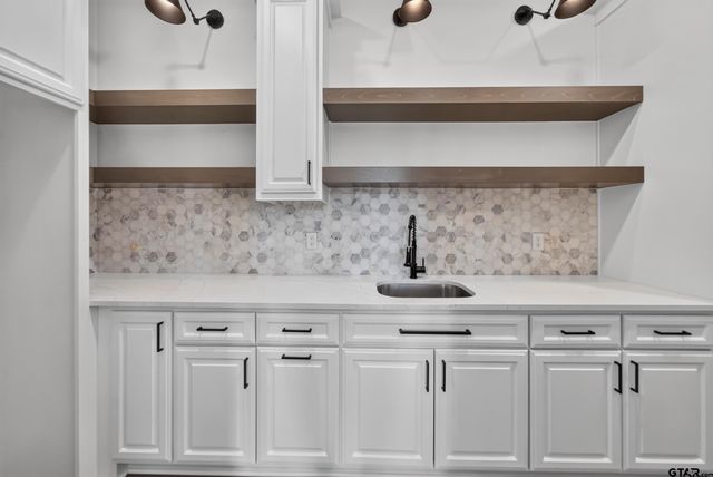 139 White-N-Gail, Bullard, TX 75757