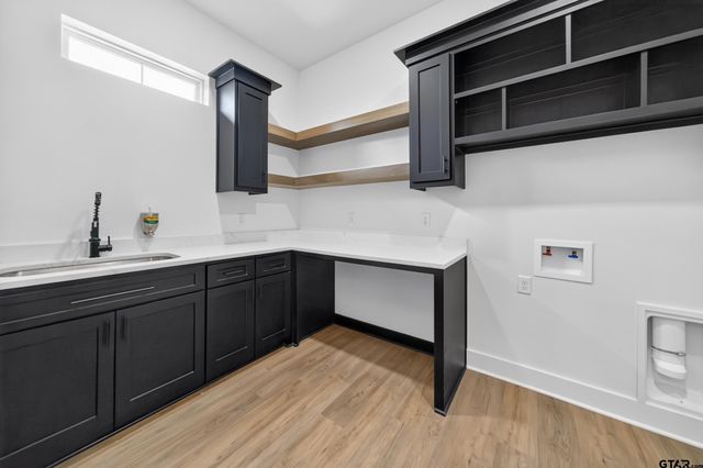 139 White-N-Gail, Bullard, TX 75757