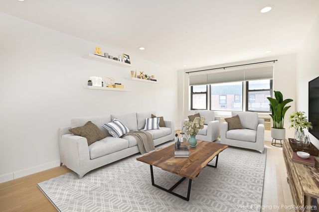 3 Birchwood Court 5O, Mineola, NY 11501