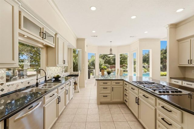 21 Harbor View Drive, Sugar Land, TX 77479