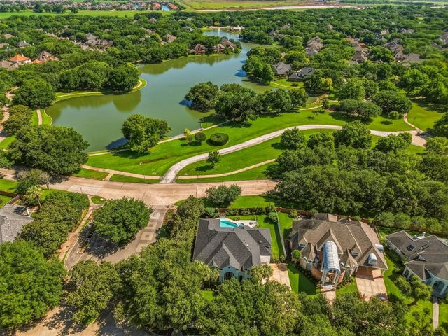 21 Harbor View Drive, Sugar Land, TX 77479