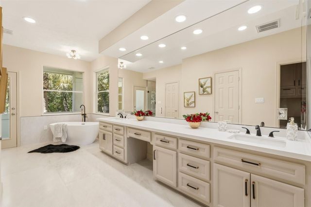 21 Harbor View Drive, Sugar Land, TX 77479