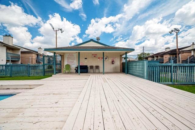 250 El Dorado Boulevard 207, Houston, TX 77598