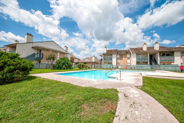 250 El Dorado Boulevard 207, Houston, TX 77598