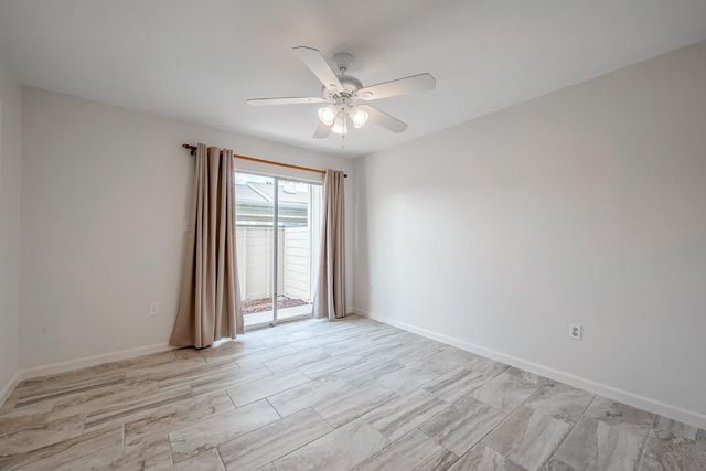 250 El Dorado Boulevard 207, Houston, TX 77598