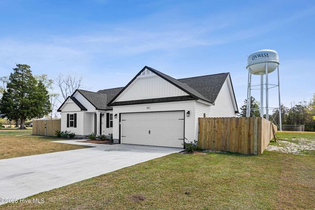 501 Orchard Creek Drive, Beulaville, NC 28518